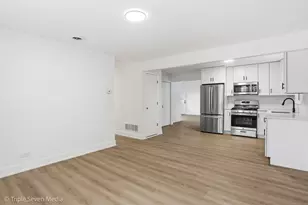 6135 Birmingham St, Chicago Ridge, IL 60415 - Photo 6