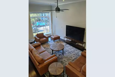 3027 N Allen Avenue, Chicago, IL 60618 - Photo 16