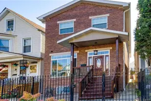 3027 N Allen Ave, Chicago, IL 60618 - Photo 1