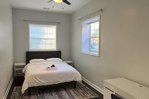 3027 N Allen Ave, Chicago, IL 60618 - Photo 12