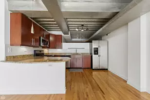 1910 S Indiana Ave, Chicago, IL 60616 - Photo 4