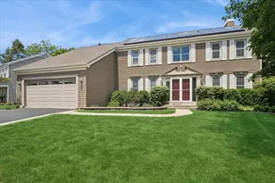 510 Ambria Dr, Mundelein, IL 60060 - Photo 1