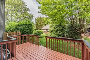 450 Berkshire Dr, Crystal Lake, IL 60014 - Photo 24