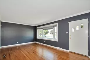 10849 Moody Ave, Chicago Ridge, IL 60415 - Photo 4