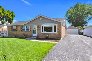 10849 Moody Ave, Chicago Ridge, IL 60415 - Photo 1