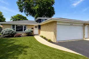 5554 Linder Ct, Crestwood, IL 60418 - Photo 1