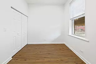 1349 W Taylor St, Chicago, IL 60607 - Photo 8