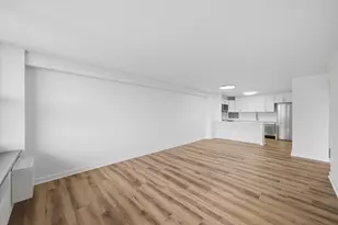 555 W Cornelia Ave, Chicago, IL 60657 - Photo 6