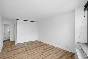 555 W Cornelia Ave, Chicago, IL 60657 - Photo 18