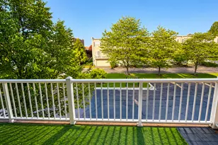 809 Brodhead Dr, Aurora, IL 60504 - Photo 14