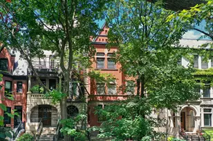 560 W Arlington Pl, Chicago, IL 60614 - Photo 2