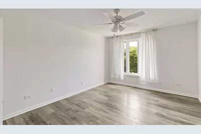 5501 Lincoln Avenue #404, Morton Grove, IL 60053 - Photo 14