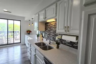 5501 Lincoln Ave, Morton Grove, IL 60053 - Photo 10