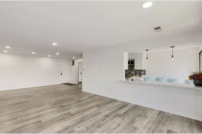 5501 Lincoln Avenue #404, Morton Grove, IL 60053 - Photo 4