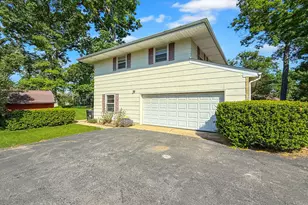 4705 Wild Cherry Rd, Crystal Lake, IL 60012 - Photo 24
