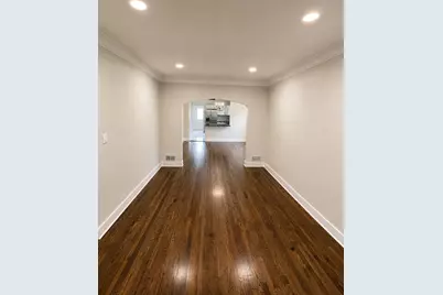 10213 S Yale Avenue, Chicago, IL 60628 - Photo 2