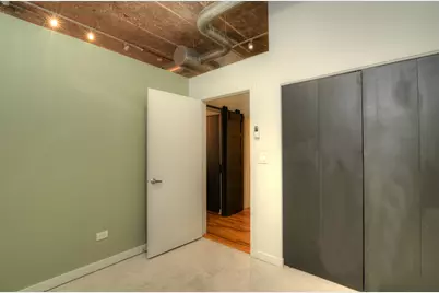 1111 W 14th Place #129, Chicago, IL 60608 - Photo 30
