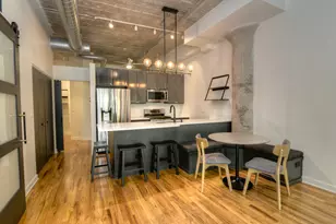 1111 W 14th Pl, Chicago, IL 60608 - Photo 12