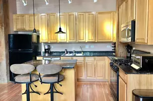 1740 N Maplewood Ave, Chicago, IL 60647 - Photo 2