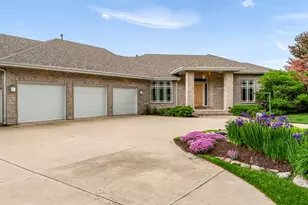111 Sycamore Ln, Machesney Park, IL 61115 - Photo 10