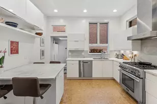 168 W Eugenie St, Chicago, IL 60614 - Photo 8