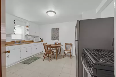2001 N 73rd Court, Elmwood Park, IL 60707 - Photo 16