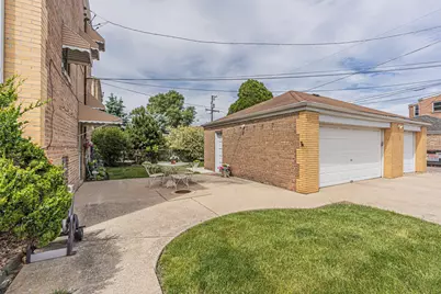 2001 N 73rd Court, Elmwood Park, IL 60707 - Photo 18