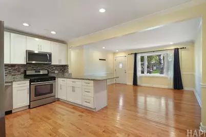 [Address not provided], Gurnee, IL 60031 - Photo 6
