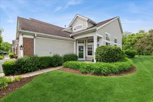 31306 Kline Cir, Warrenville, IL 60555 - Photo 2