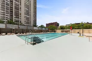 1555 N Sandburg Terrace, Chicago, IL 60610 - Photo 22