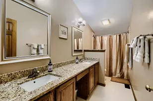 196 Constitution Dr, Bloomingdale, IL 60108 - Photo 22