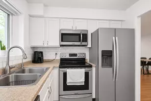 268 N Carter St, Palatine, IL 60067 - Photo 2