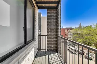 1350 W Erie St, Chicago, IL 60642 - Photo 14