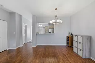 2378 Oakfield Ct, Aurora, IL 60503 - Photo 8