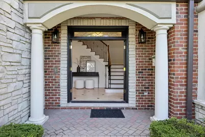 417 W 9th Street, Hinsdale, IL 60521 - Photo 2
