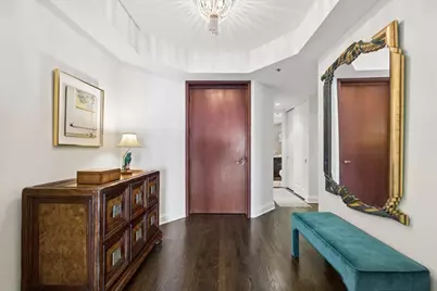 950 N Michigan Avenue #3805, Chicago, IL 60611 - Photo 2