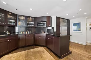 950 N Michigan Ave, Chicago, IL 60611 - Photo 20