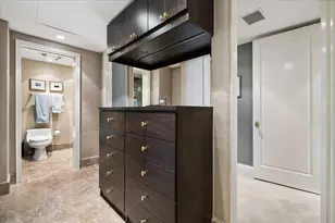 950 N Michigan Ave, Chicago, IL 60611 - Photo 30