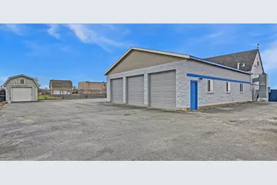19560 Burnham Avenue, Lynwood, IL 60411 - Photo 2