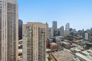 33 W Ontario St, Chicago, IL 60654 - Photo 12