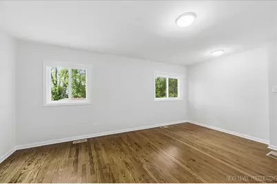 10155 Ivanhoe Avenue, Schiller Park, IL 60176 - Photo 20