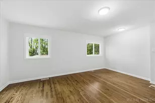 10155 Ivanhoe Ave, Schiller Park, IL 60176 - Photo 20