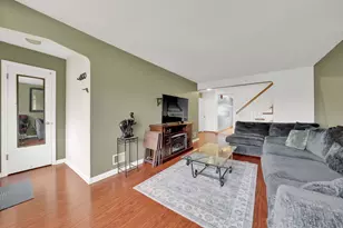 7234 S Ridgeway Ave, Chicago, IL 60629 - Photo 2