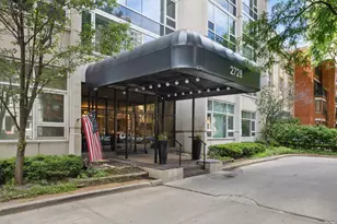 2728 N Hampden Ct, Chicago, IL 60614 - Photo 2