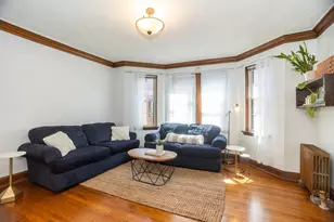 1113 Holley Ct, Oak Park, IL 60301 - Photo 2