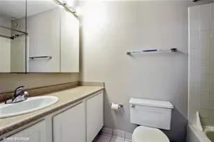 10 E Ontario St, Chicago, IL 60611 - Photo 8