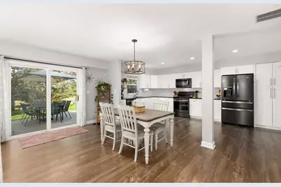 890 Richard Brown Boulevard, Volo, IL 60073 - Photo 10