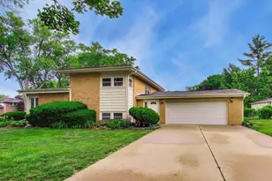 1501 E Fremont St, Arlington Heights, IL 60004 - Photo 4