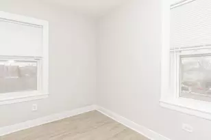 2722 W Rosemont Ave, Chicago, IL 60659 - Photo 6