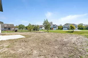 903 Springhill Dr, Coal City, IL 60416 - Photo 34